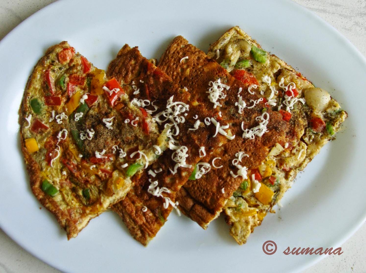 easy spanish omelet recipe with potato tomato red yellow bell pepper, omelette recipe