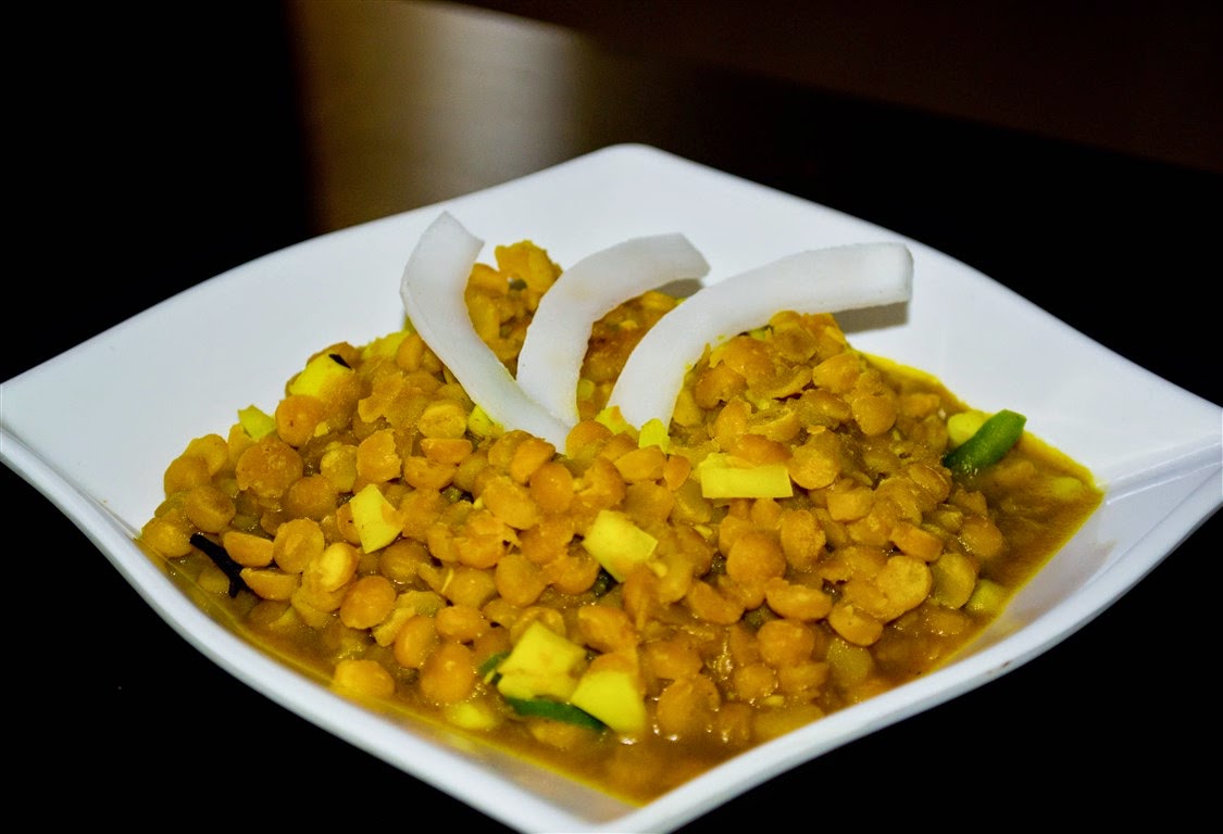 chana dal with coconut in Bengali style