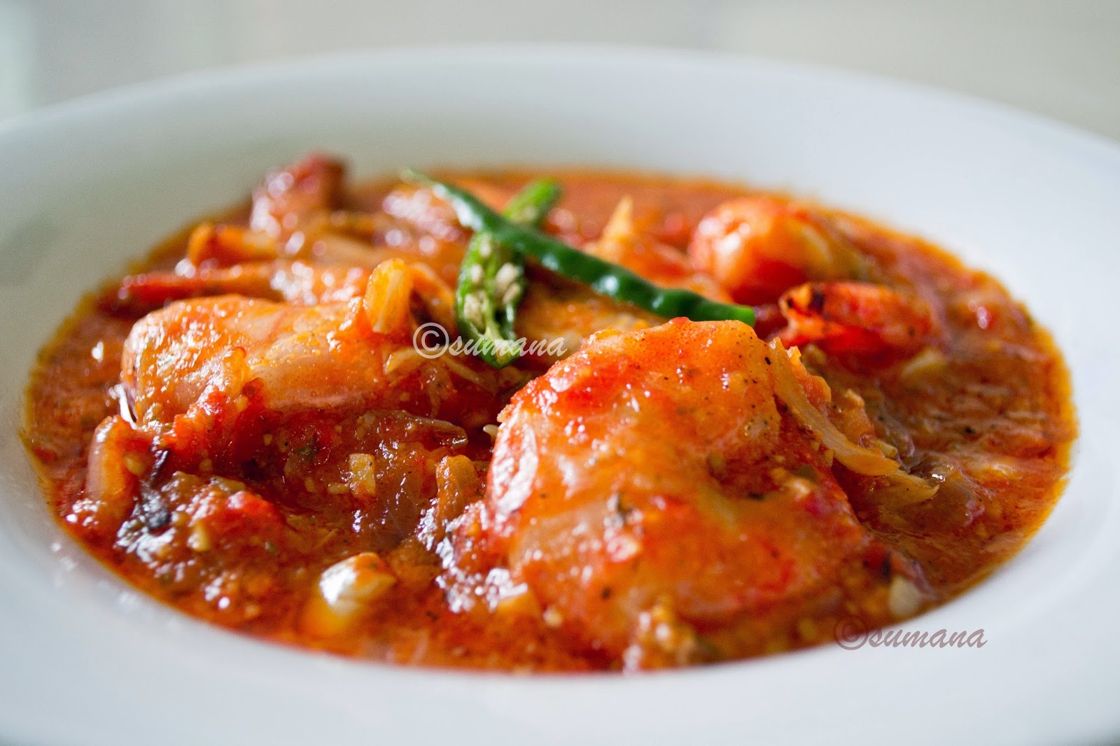 Gambus pil pil is a spicy prawn recipe with garlic chilli and olive oil